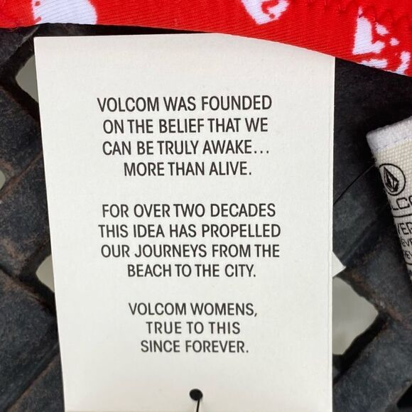 VOLCOM PRIDE RED/WHITE/BLUE REVERSIBLE V NECK BIKINI TOP SIZE SMALL NWT - Picture 11 of 14